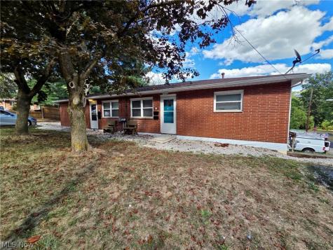 279-281 Cluster Avenue Akron OH 44305