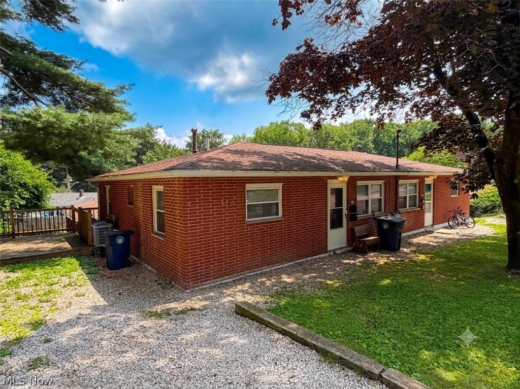 279-281 Cluster Avenue Akron OH 44305