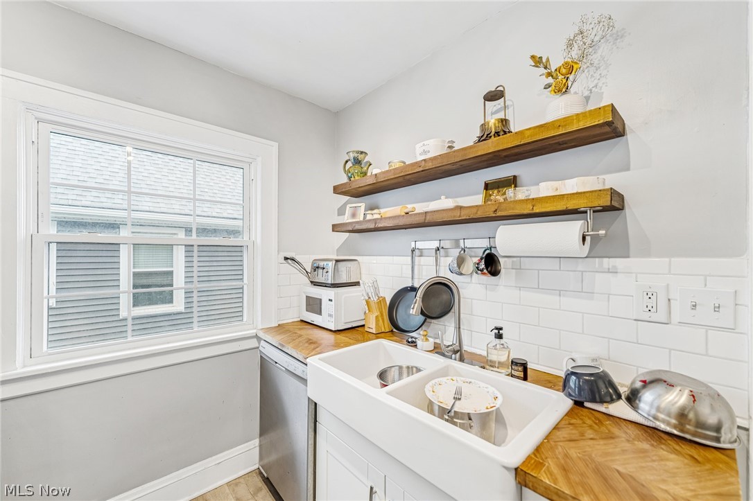 1609 Westwood Avenue Lakewood OH 44107