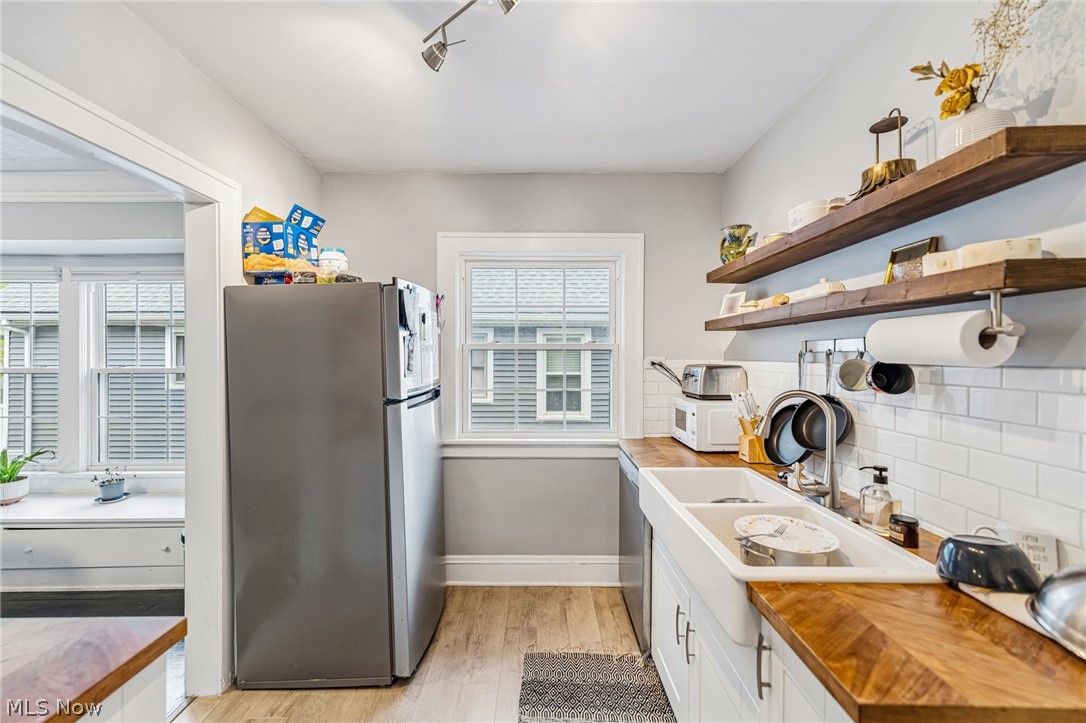1609 Westwood Avenue Lakewood OH 44107