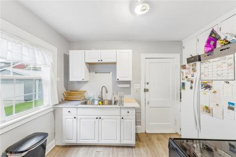 1609 Westwood Avenue Lakewood OH 44107