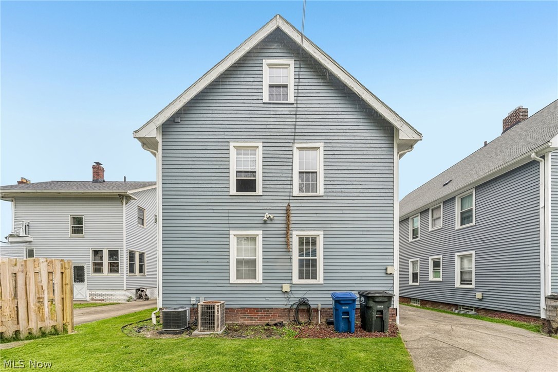 1609 Westwood Avenue Lakewood OH 44107