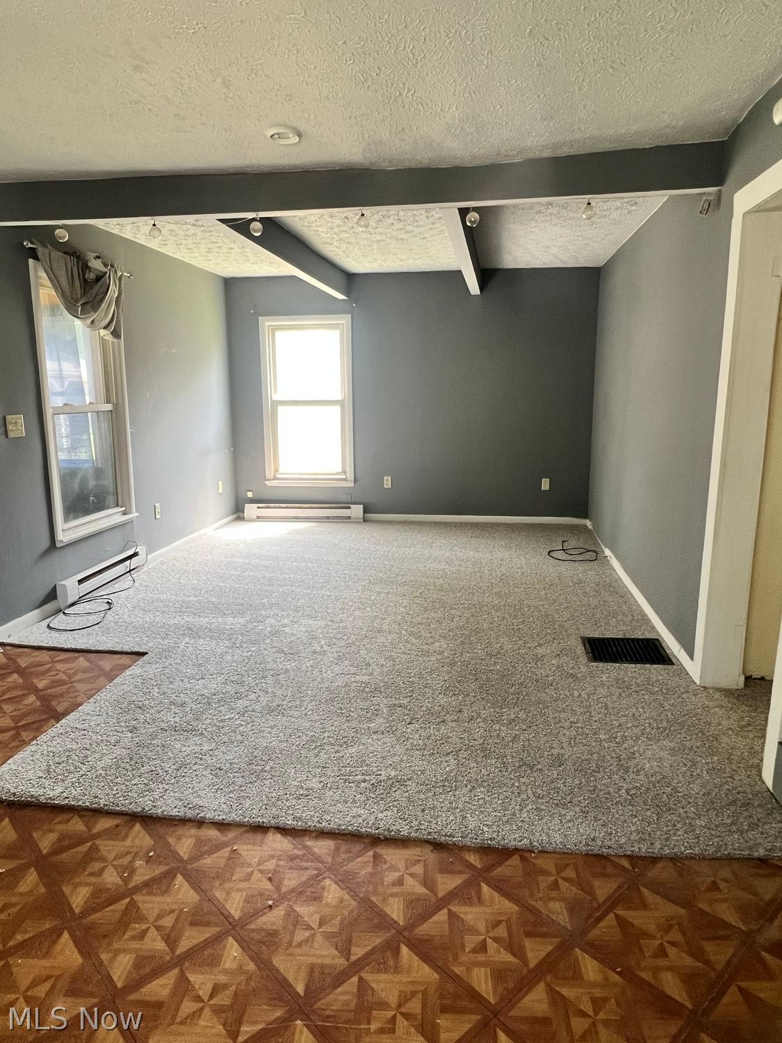 189 Vine Street Geneva OH 44041