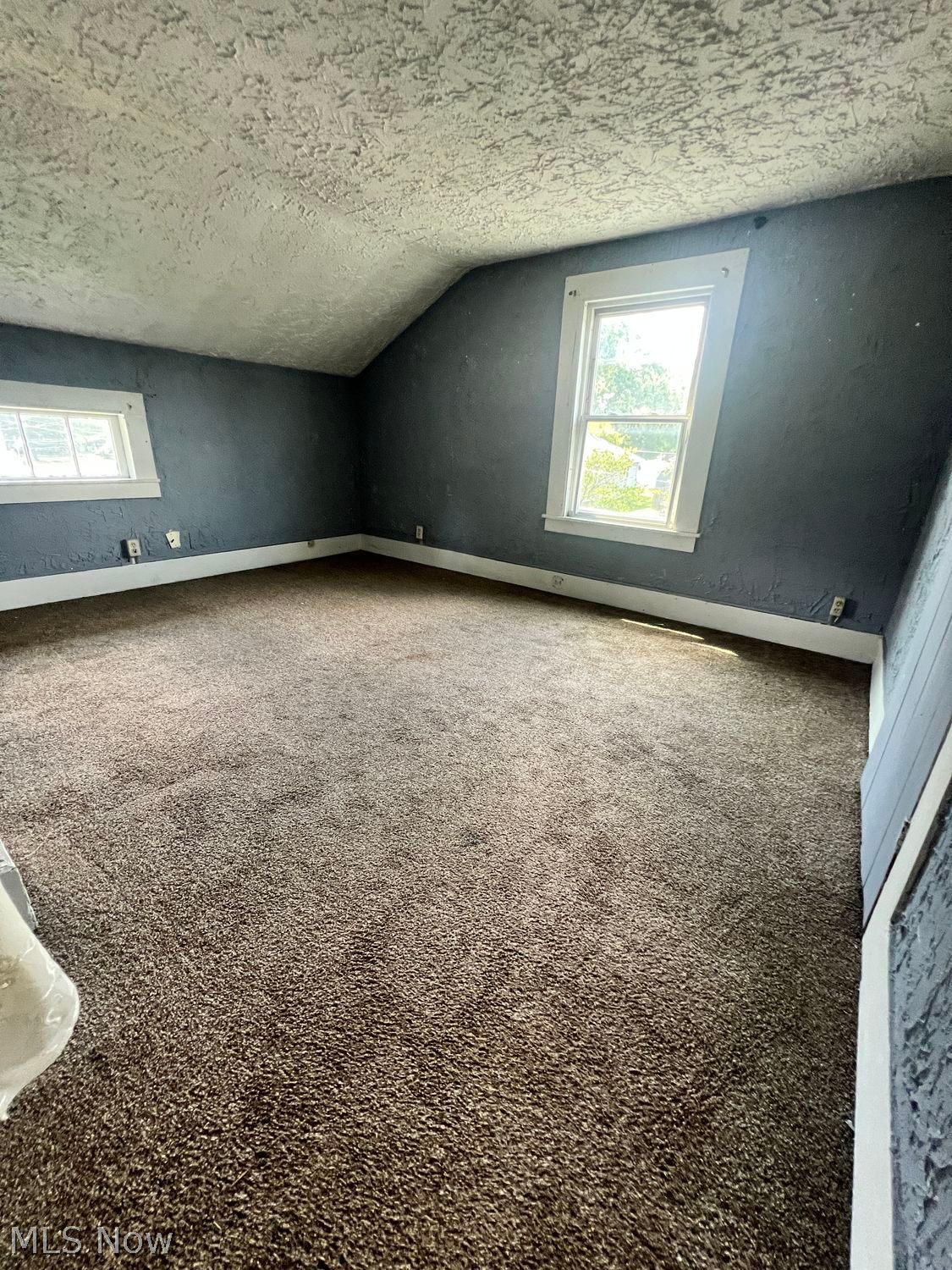 189 Vine Street Geneva OH 44041