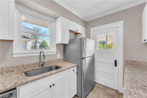 1631 Waterbury Road Lakewood OH 44107