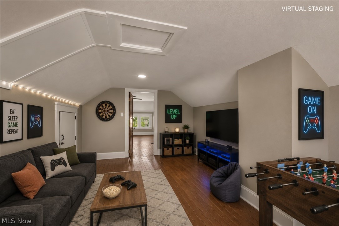 1631 Waterbury Road Lakewood OH 44107