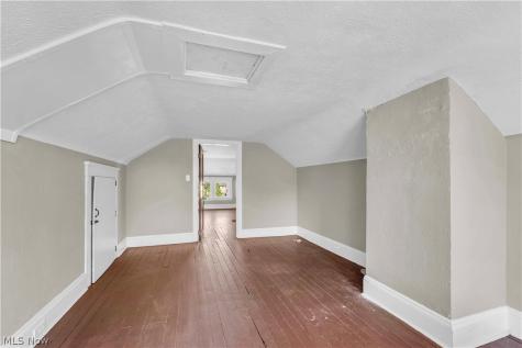 1631 Waterbury Road Lakewood OH 44107