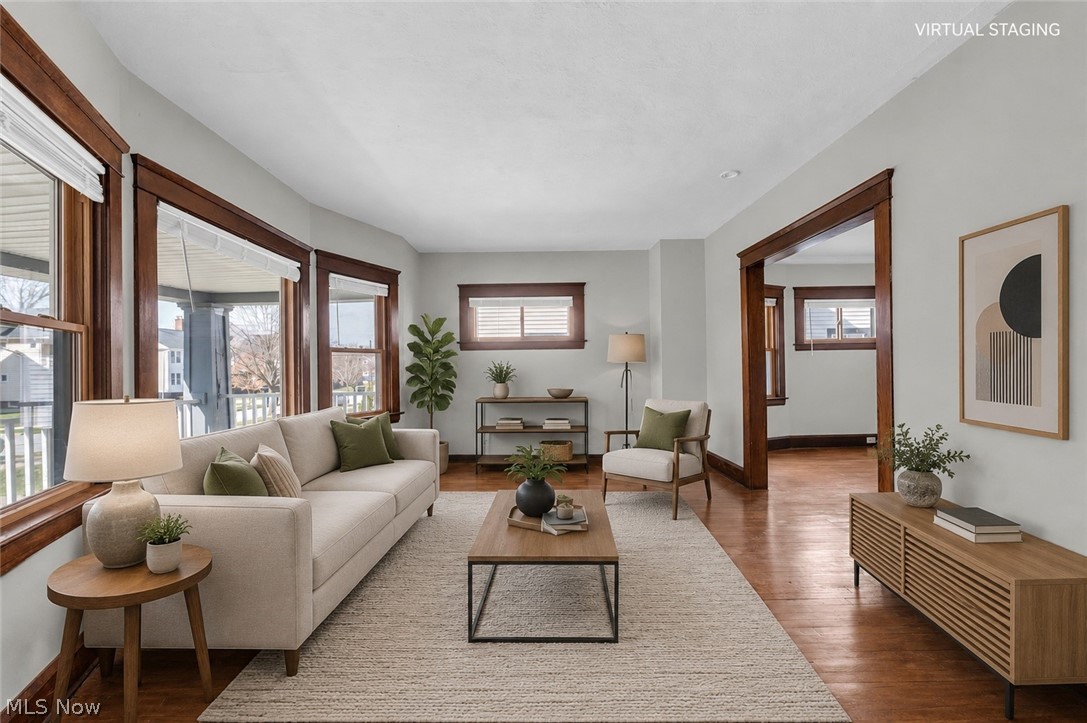 1631 Waterbury Road Lakewood OH 44107