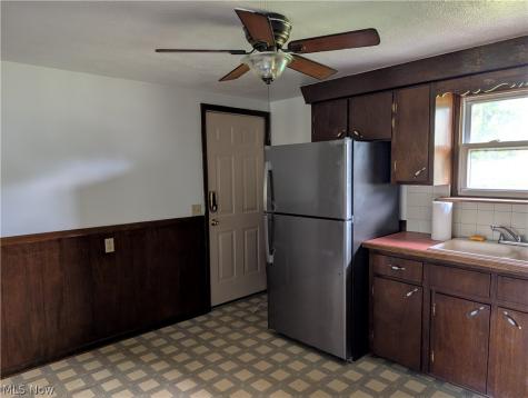 Faircliff Street Louisville OH 44641