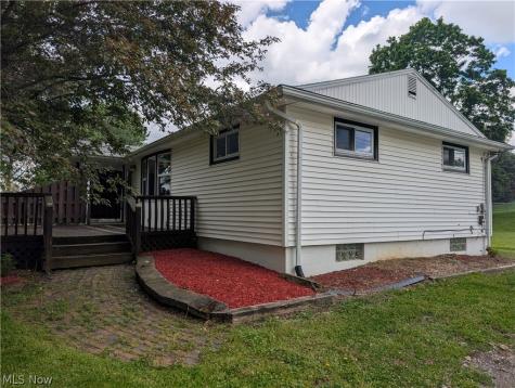 Faircliff Street Louisville OH 44641