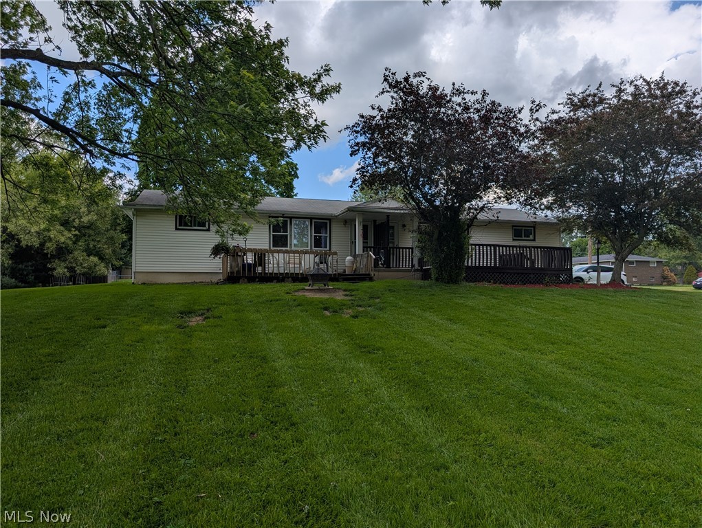 1223 Faircliff Street Louisville OH 44641