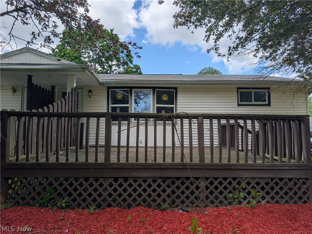 1223 Faircliff Street Louisville OH 44641