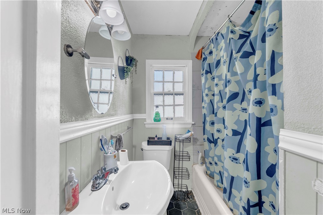 3710 Lynnfield Road Shaker Heights OH 44122