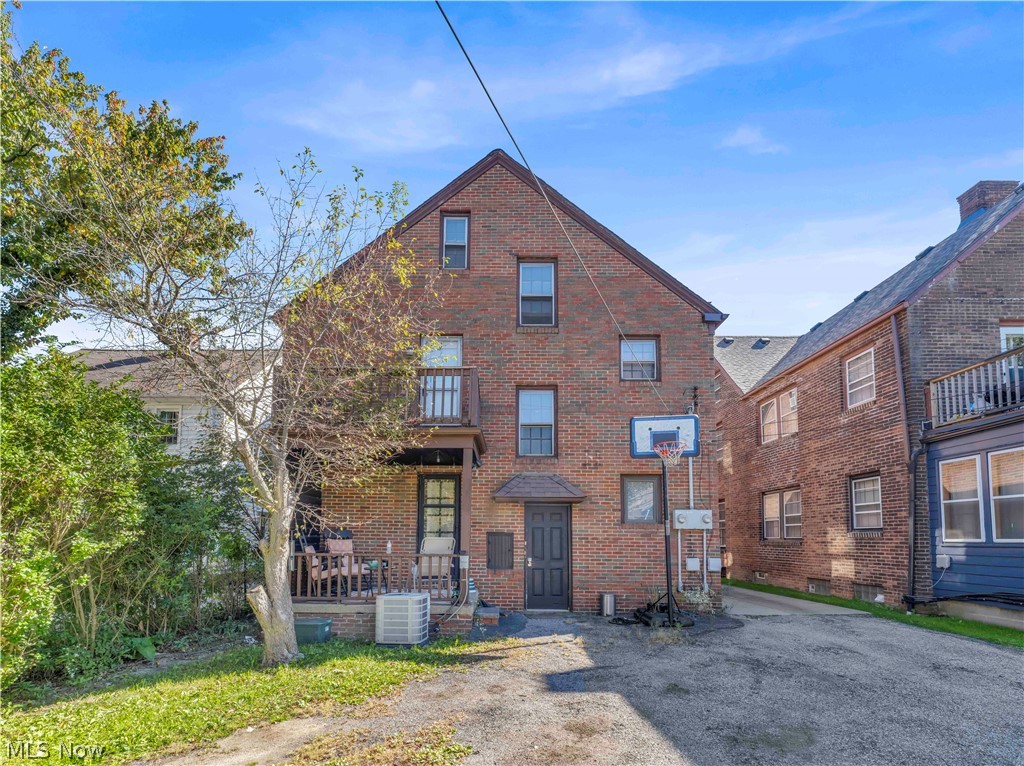 3710 Lynnfield Road Shaker Heights OH 44122
