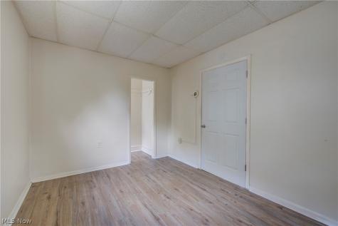 3295 W 56th Street Cleveland OH 44102