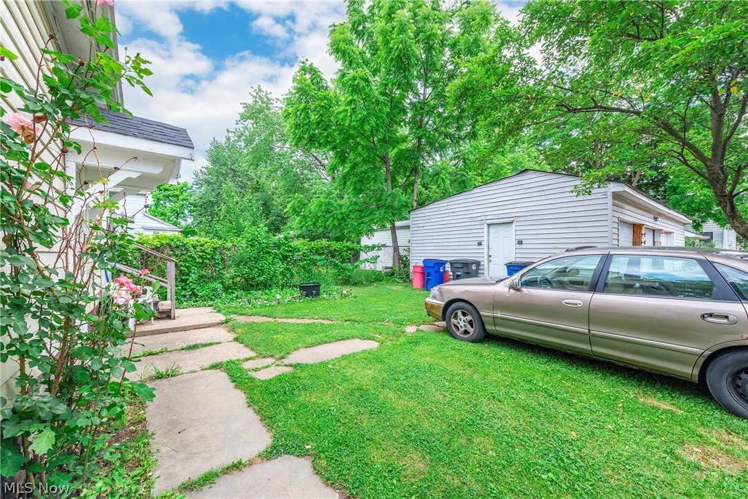 3295 W 56th Street Cleveland OH 44102