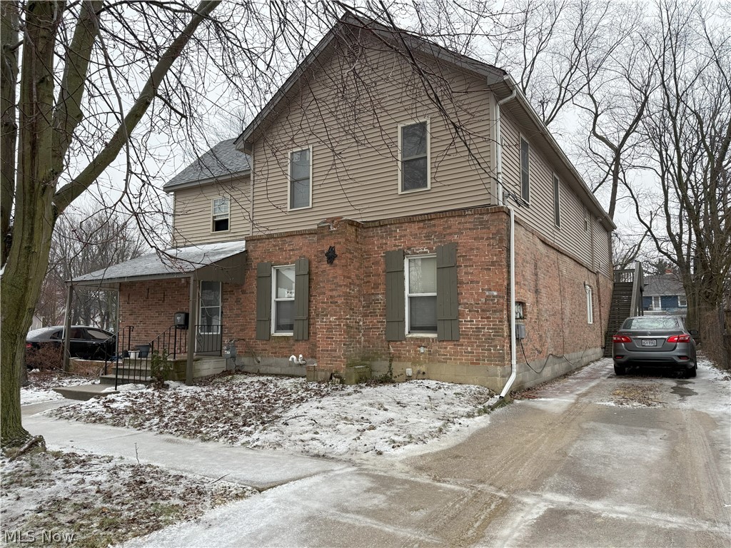 140 School Street Elyria OH 44035