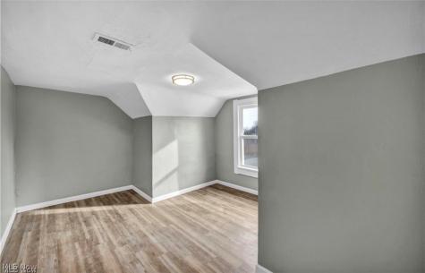 3062 W 51st Street Cleveland OH 44102