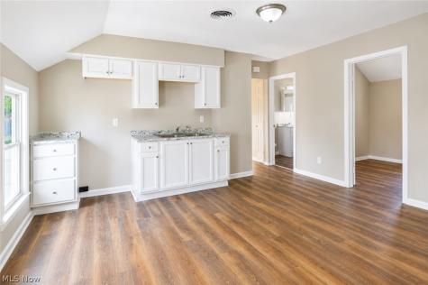 3422 W 52nd Street Cleveland OH 44102
