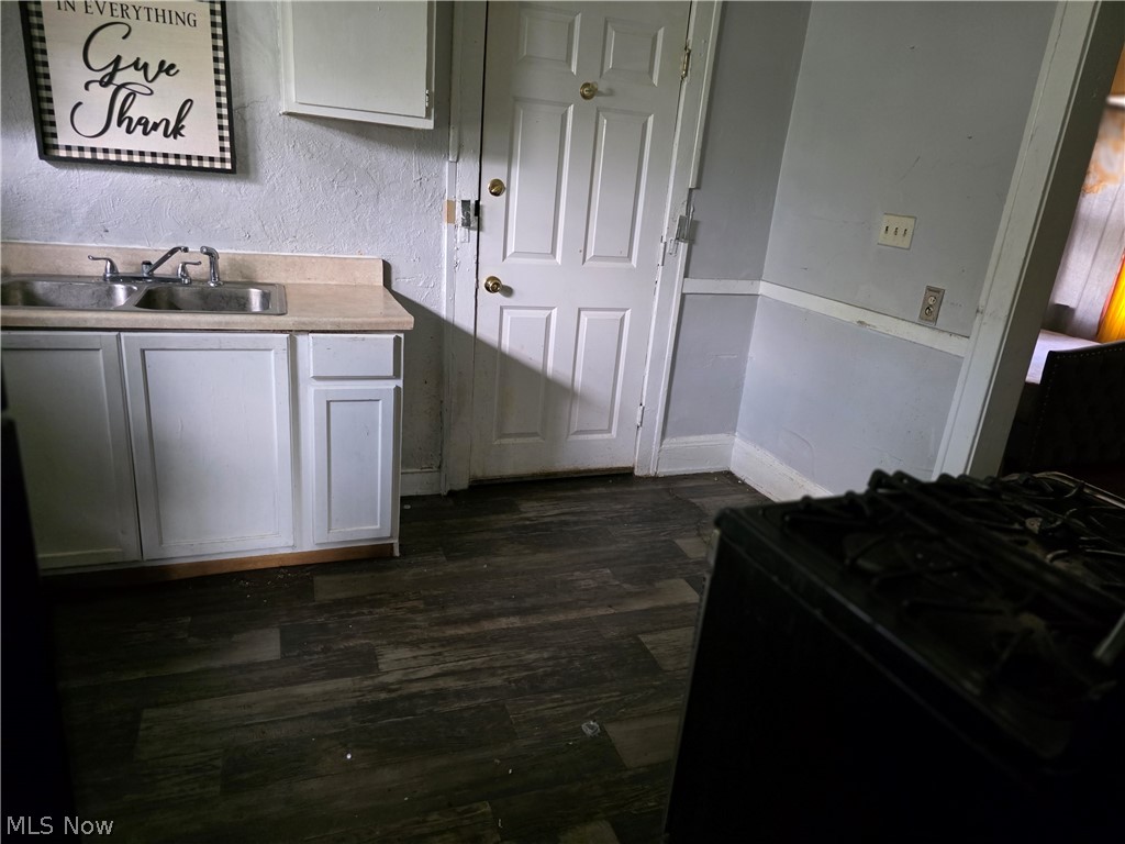3847 E 146th Street Cleveland OH 44128