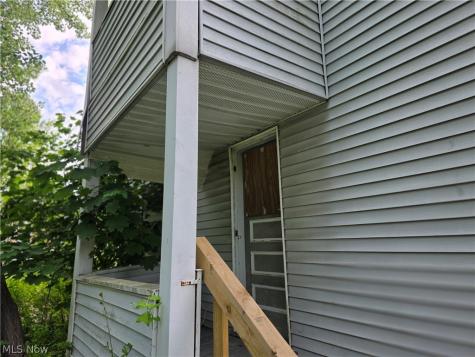 3847 E 146th Street Cleveland OH 44128