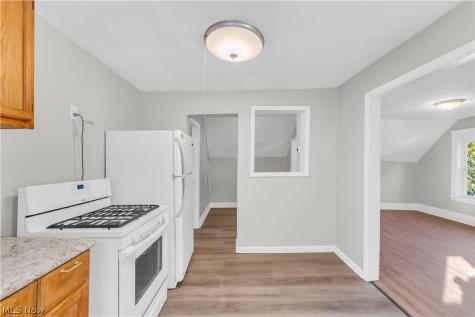 3150 W 70th Street Cleveland OH 44102