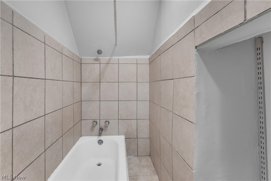 3150 W 70th Street Cleveland OH 44102