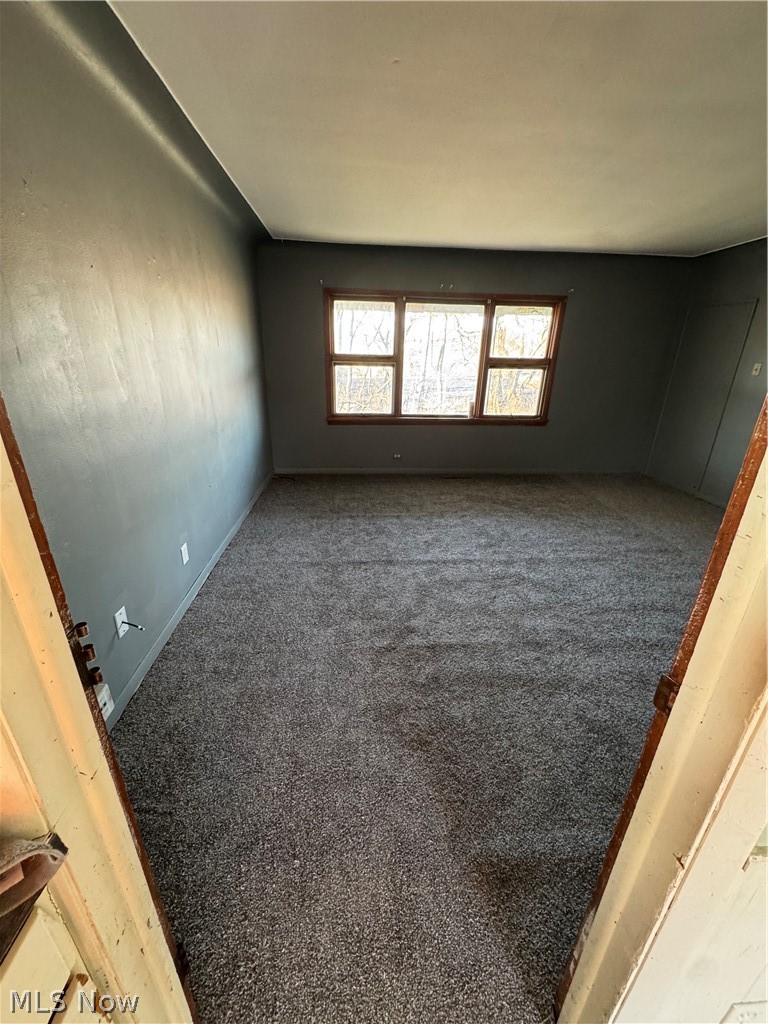 133 Parkway Street Struthers OH 44471