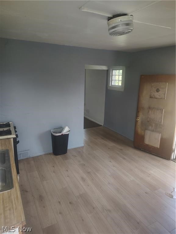 133 Parkway Street Struthers OH 44471