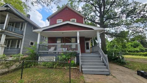 9016 Harris Avenue Cleveland OH 44104