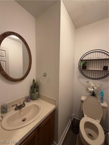 473-475 S Frank Boulevard Akron OH 44313
