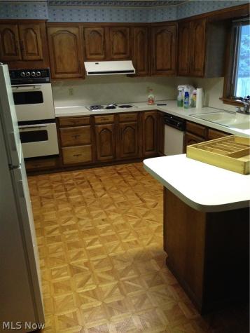 473-475 S Frank Boulevard Akron OH 44313
