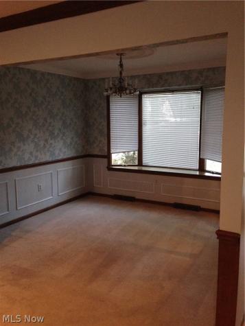 473-475 S Frank Boulevard Akron OH 44313