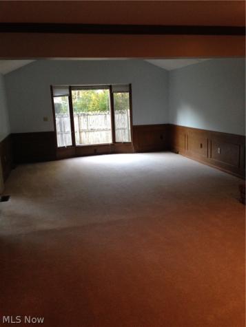 473-475 S Frank Boulevard Akron OH 44313