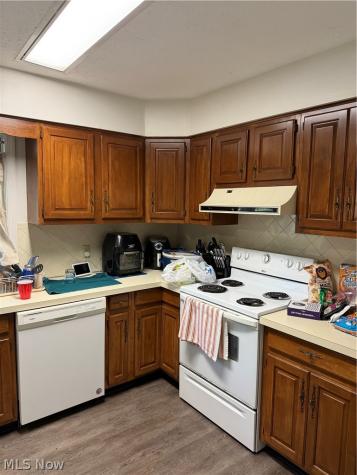 473-475 S Frank Boulevard Akron OH 44313