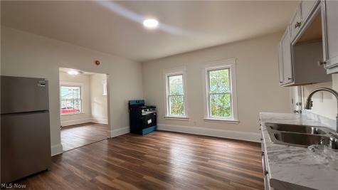 3721 E 50th Street Cleveland OH 44105