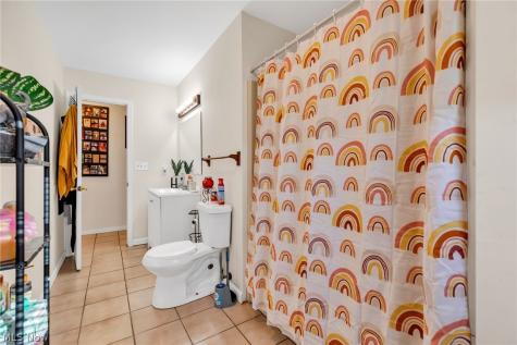 7511 Jeffries Avenue Garfield Heights OH 44105