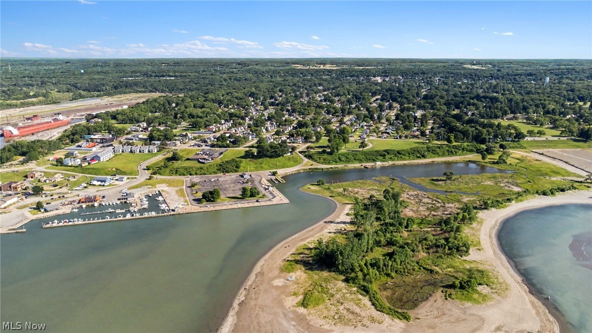 298 Park Avenue Conneaut OH 44030
