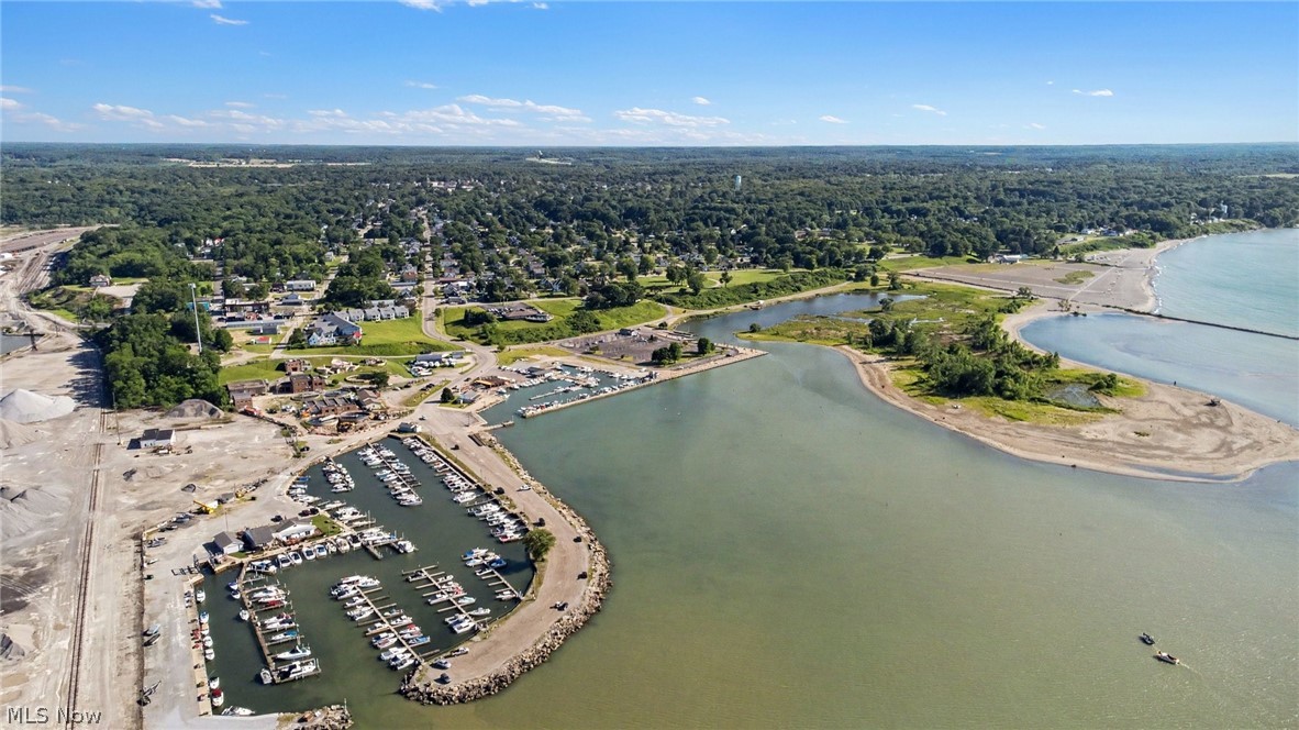 298 Park Avenue Conneaut OH 44030