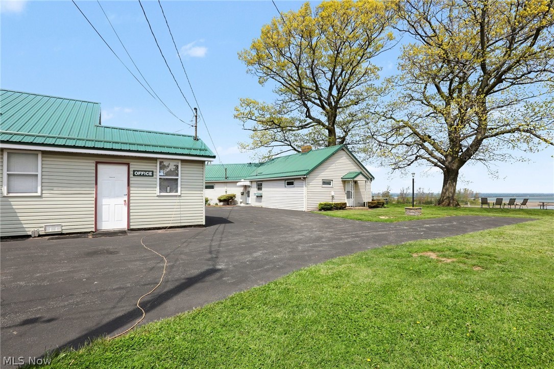 298 Park Avenue Conneaut OH 44030