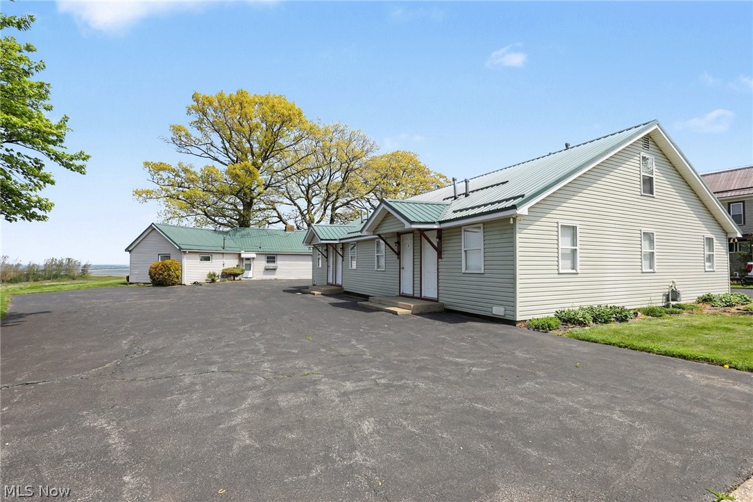 298 Park Avenue Conneaut OH 44030