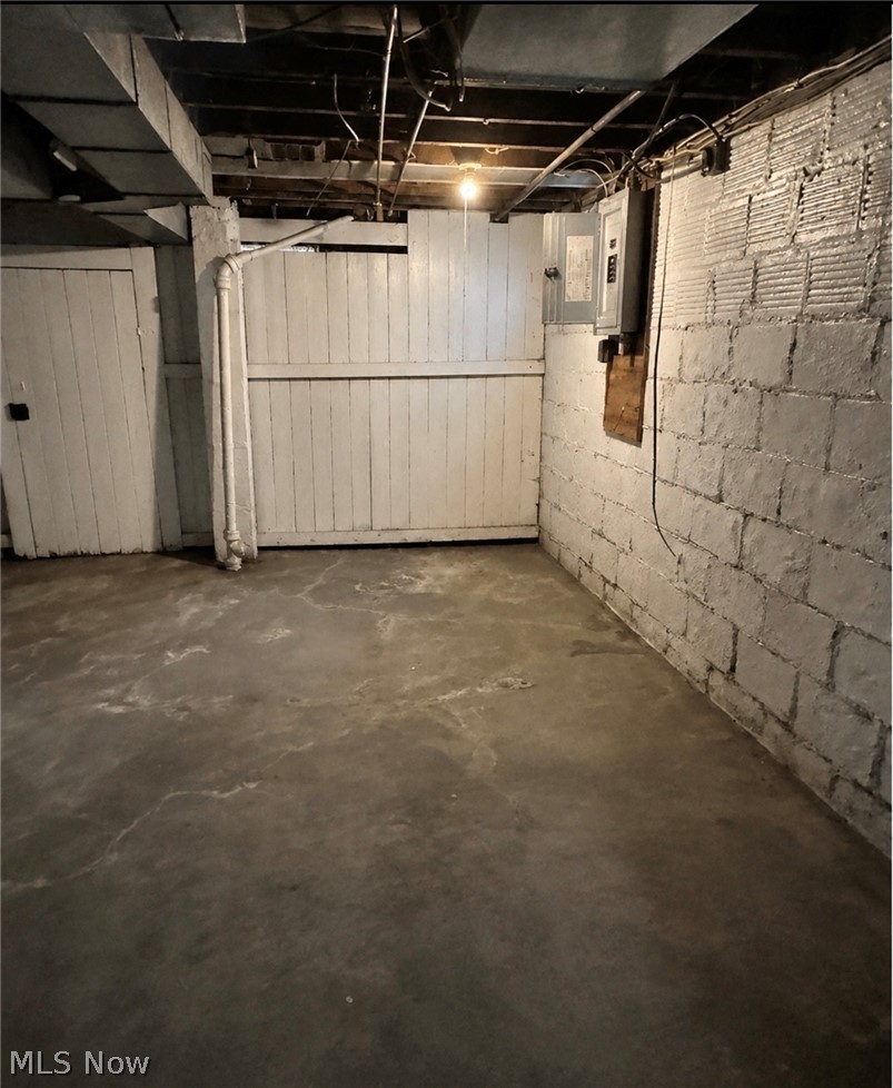 273 Alameda Avenue Youngstown OH 44504