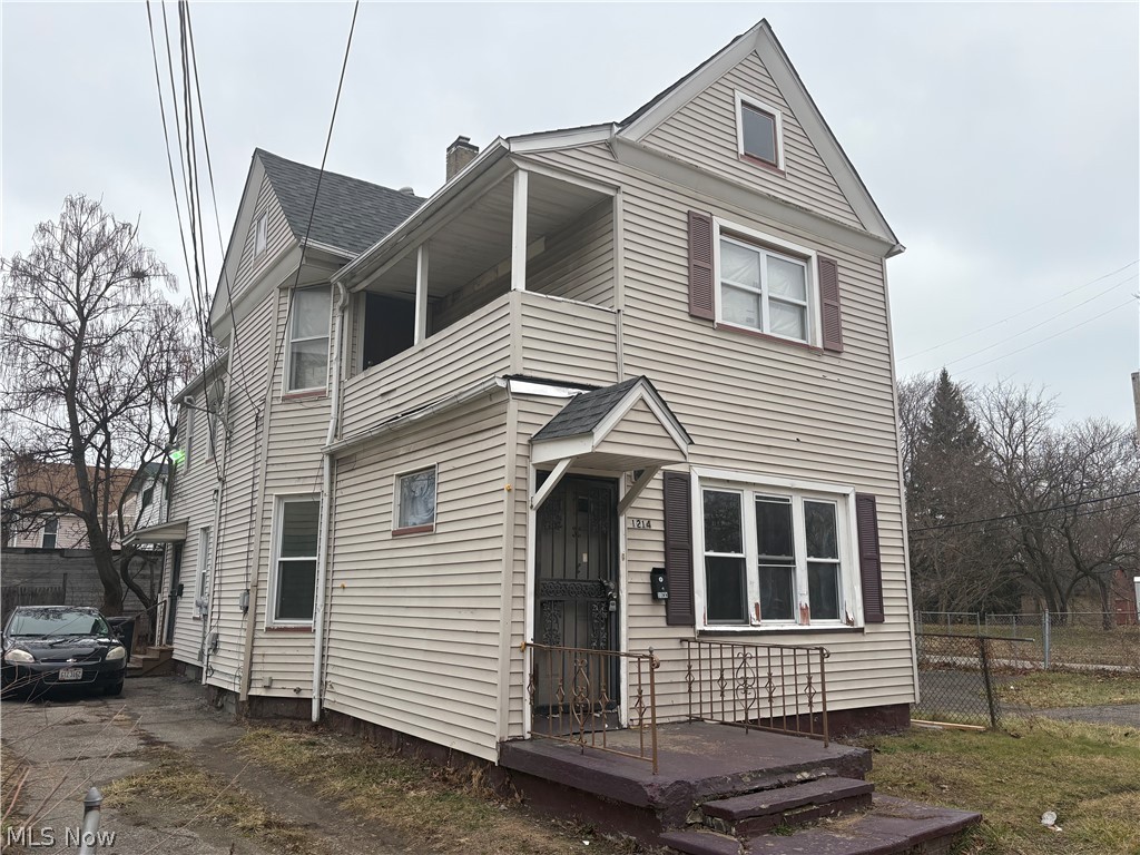1214 E 74th Street Cleveland OH 44103