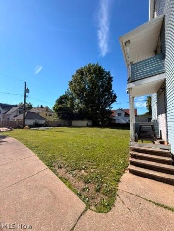 4074 E 143rd Street Cleveland OH 44128
