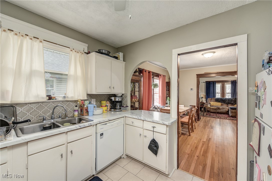 1631 Orchard Grove Avenue Lakewood OH 44107