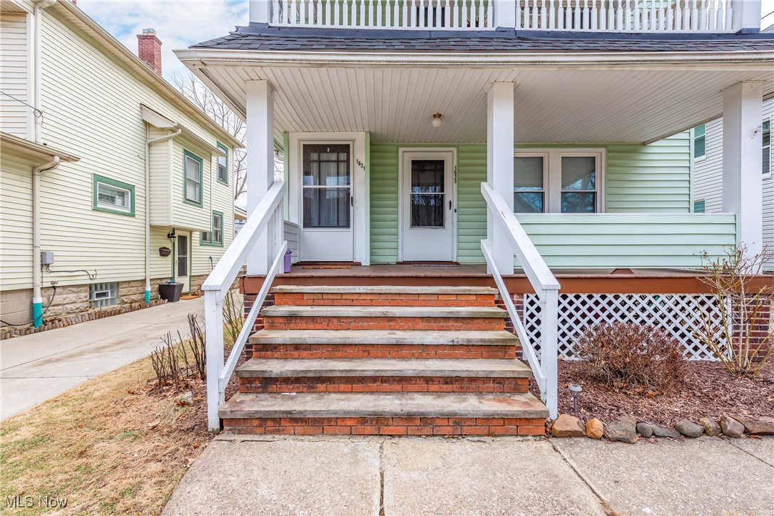 1631 Orchard Grove Avenue Lakewood OH 44107