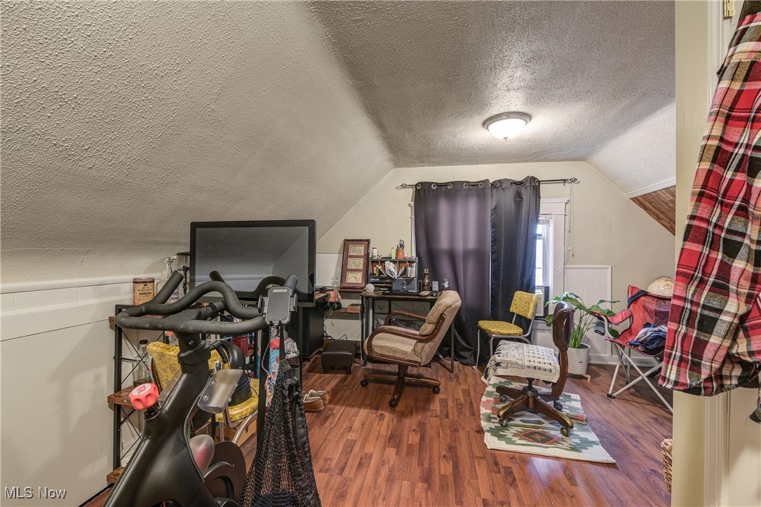 1631 Orchard Grove Avenue Lakewood OH 44107