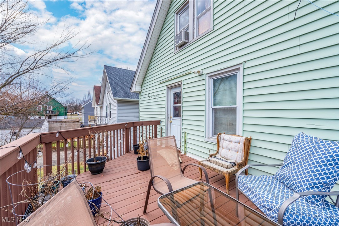 1631 Orchard Grove Avenue Lakewood OH 44107