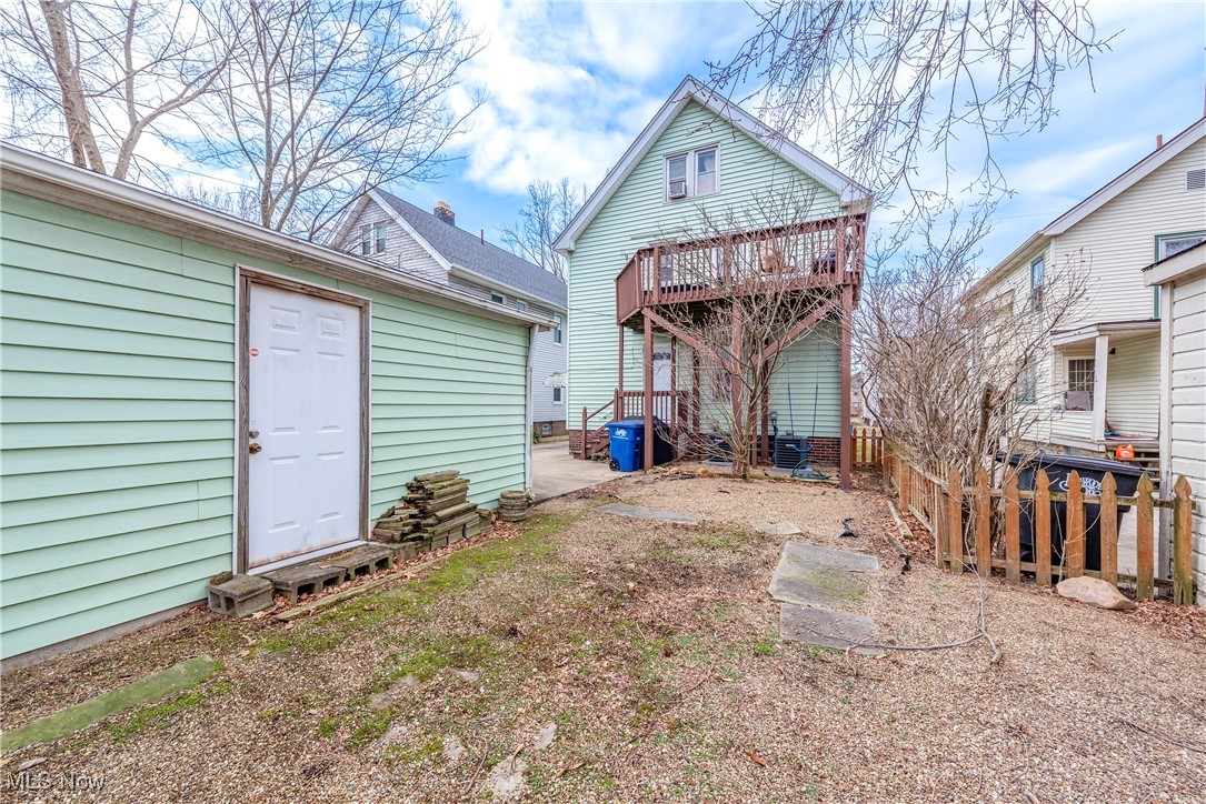 1631 Orchard Grove Avenue Lakewood OH 44107