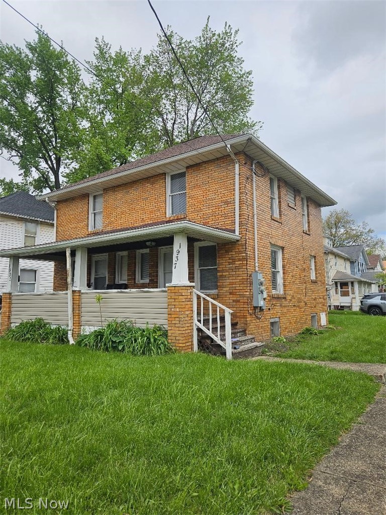 1937 Willard Avenue SE Warren OH 44484